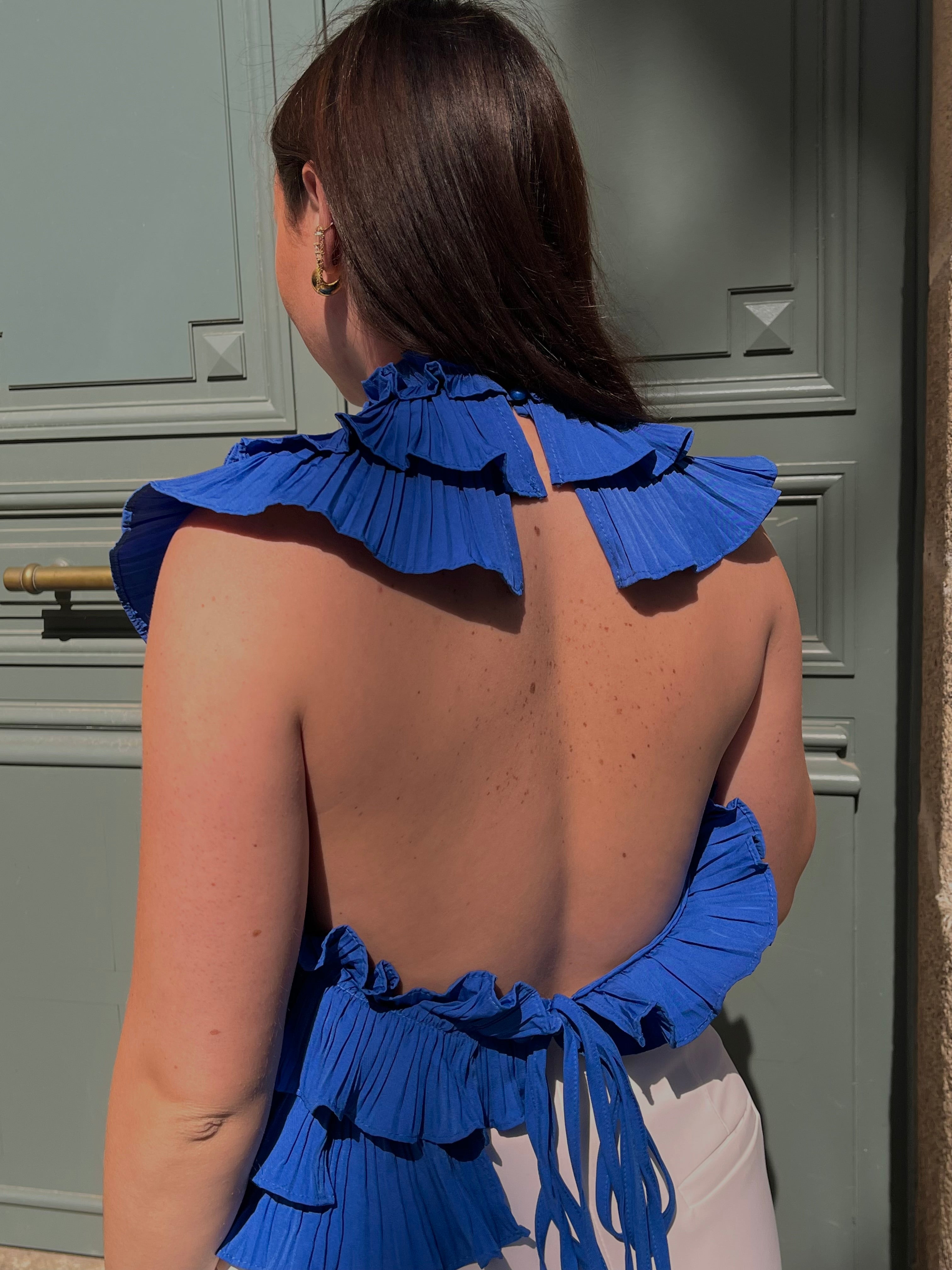 Haut Mila bleu électrique